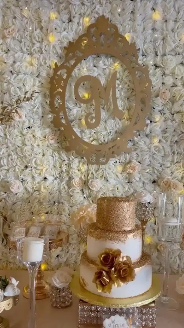 quinceanera birthday table decorations with cake